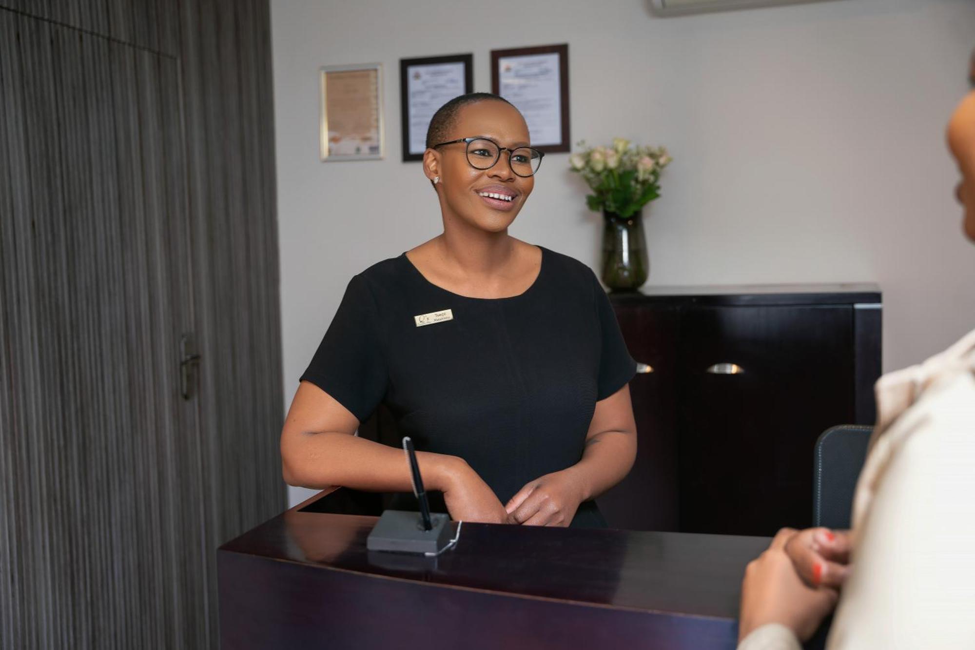 Q'S Boutique Stay Standerton Dış mekan fotoğraf